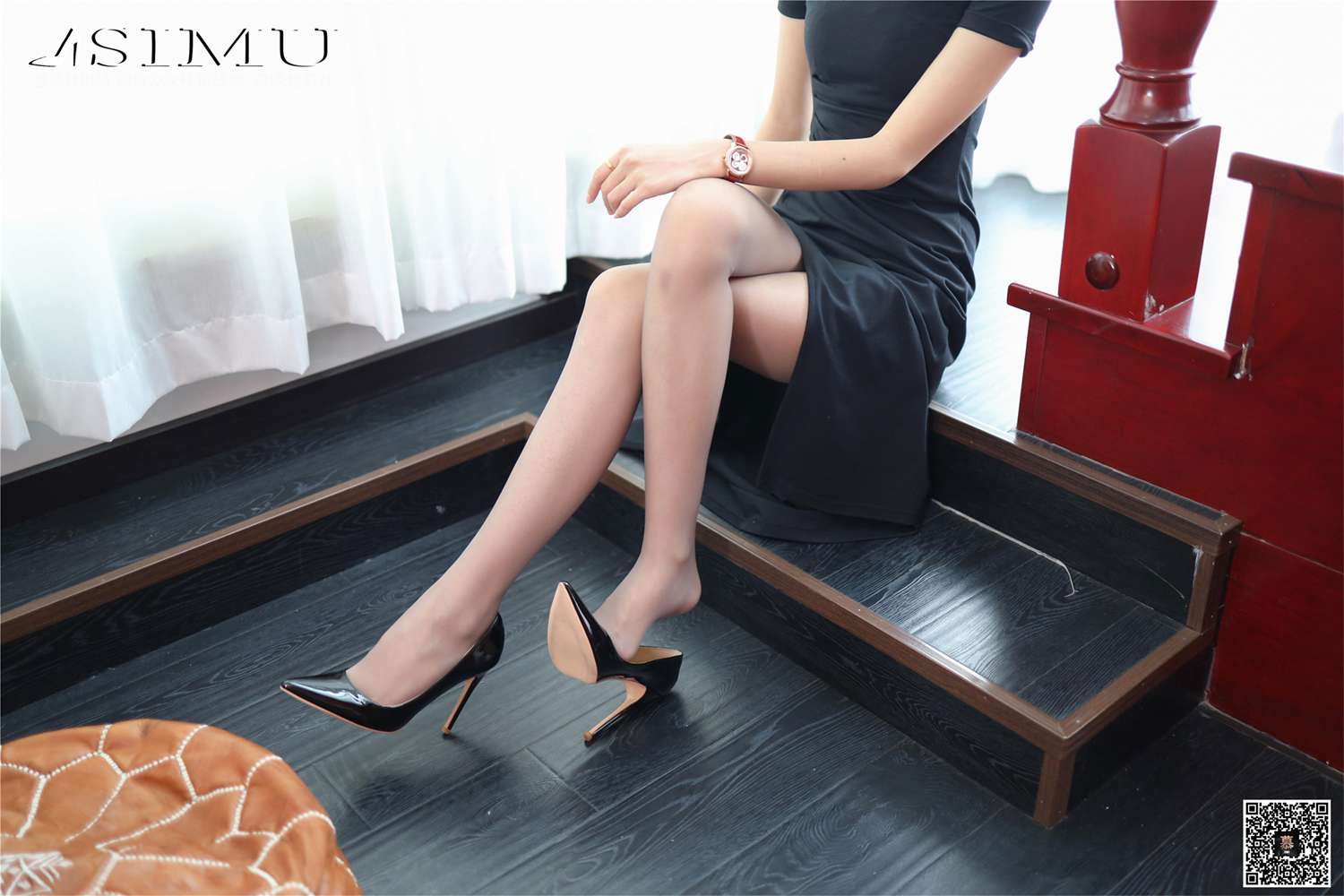图片[2]-[丝慕GIRL]特写集 TX019 茗茗《漆皮高跟与凉鞋》在线浏览-萌味圈