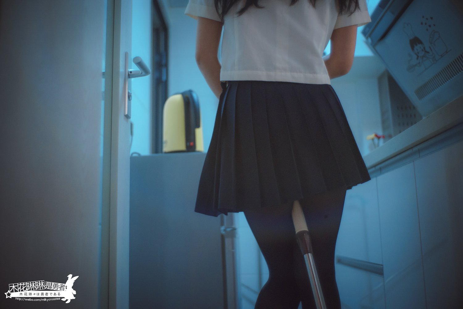 图片[2]-网红Coser@木花琳琳是勇者 太太是黑丝袜女子校生 Vol.2 在线浏览-萌味圈