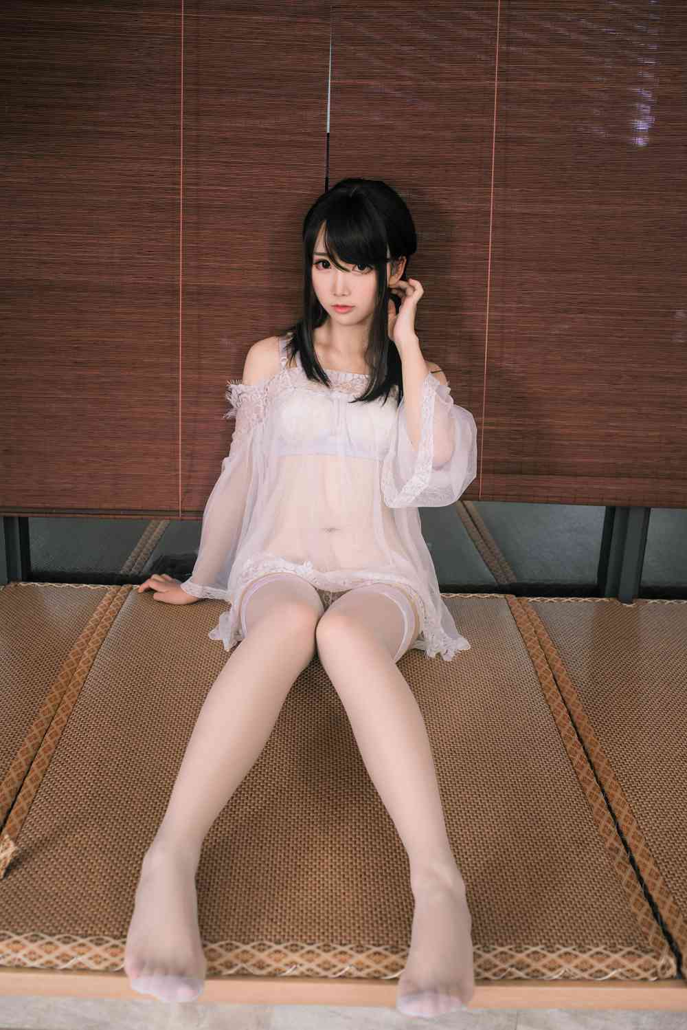 图片[2]-网红Coser@面饼仙儿 足控 铃兰 在线浏览-萌味圈