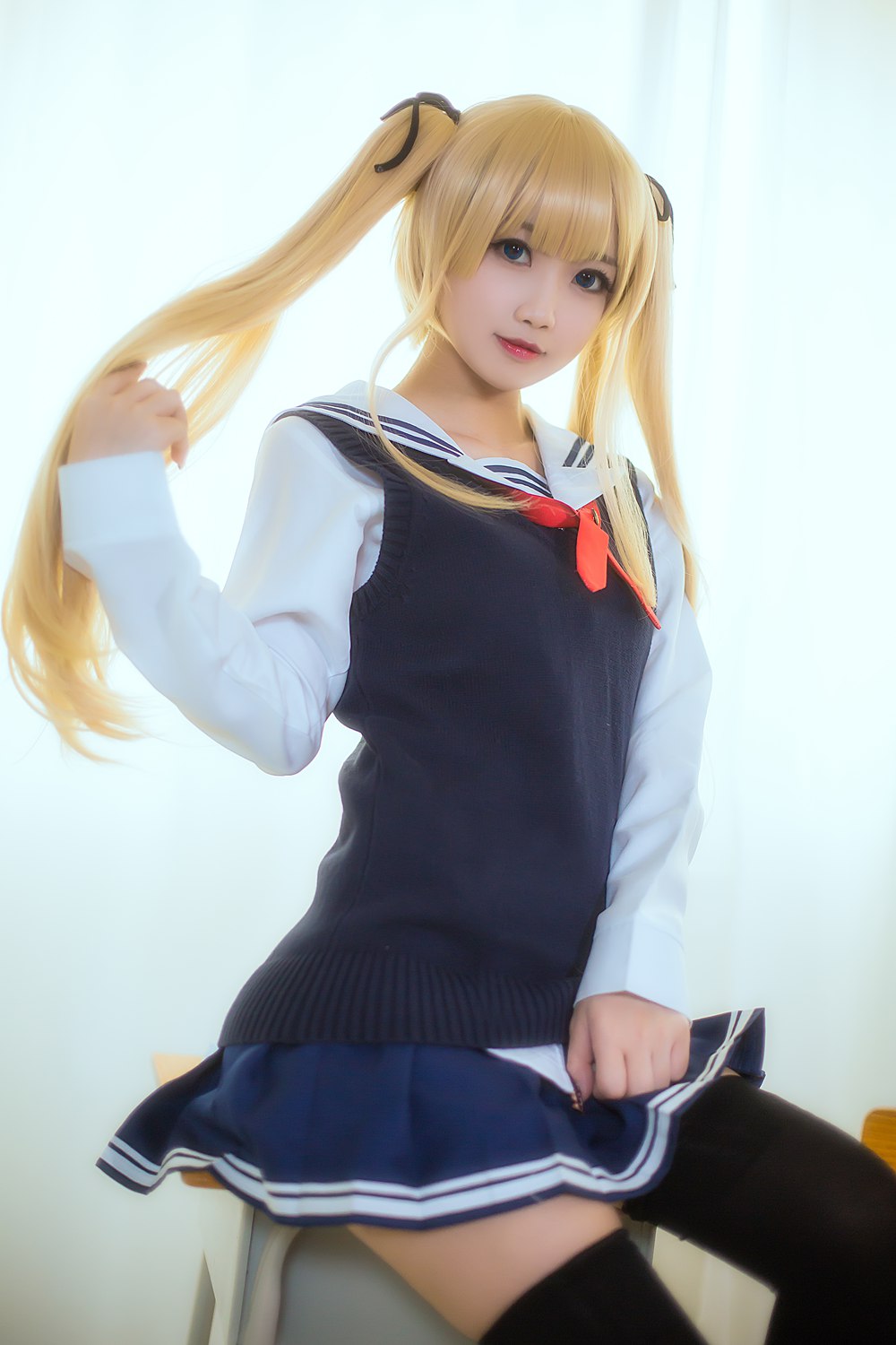 图片[2]-微博红人Coser@鬼畜摇 校服 在线浏览-萌味圈