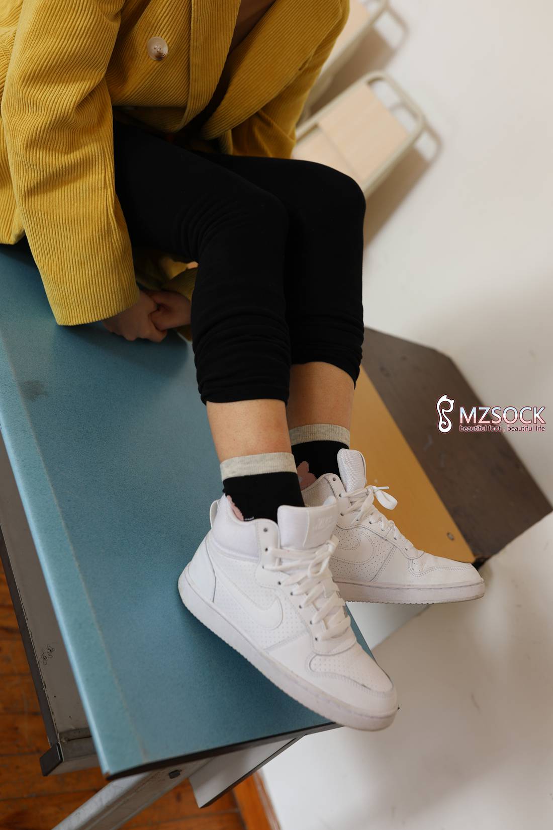 图片[2]-[MZSOCK爱美足] No.002 佳妹 在线浏览-萌味圈