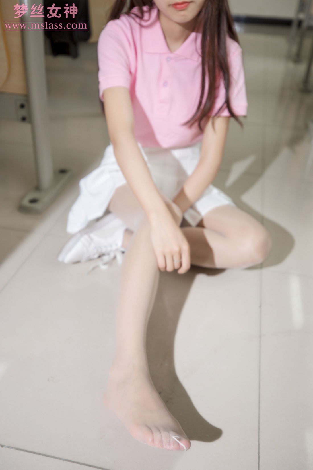 图片[2]-[MSLASS梦丝女神] 2019.05.27 小兔 校园黑丝和白丝的可爱 在线浏览-萌味圈