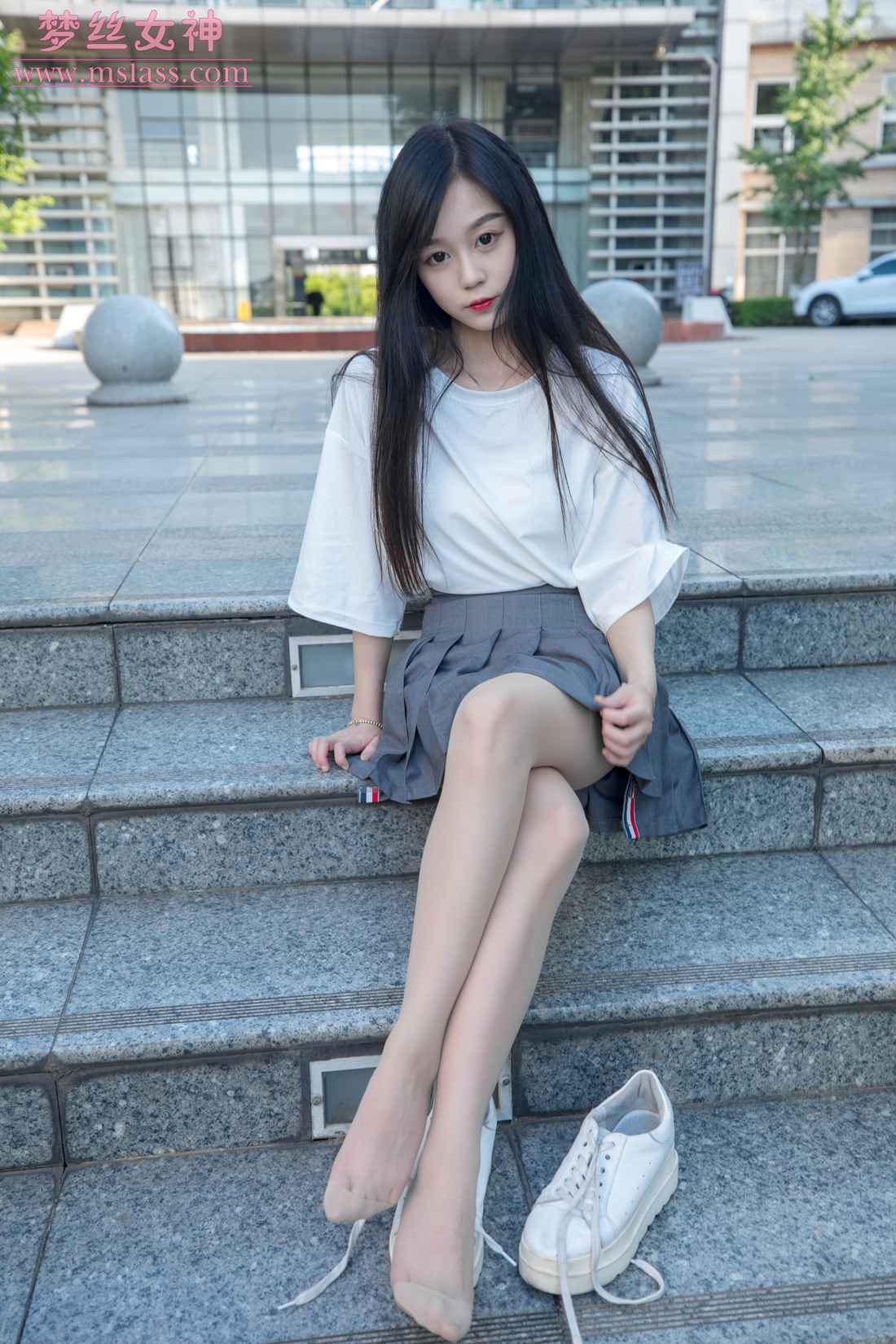 图片[2]-[MSLASS梦丝女神] 2019.06.14 灵灵 甜静的明星脸 在线浏览-萌味圈