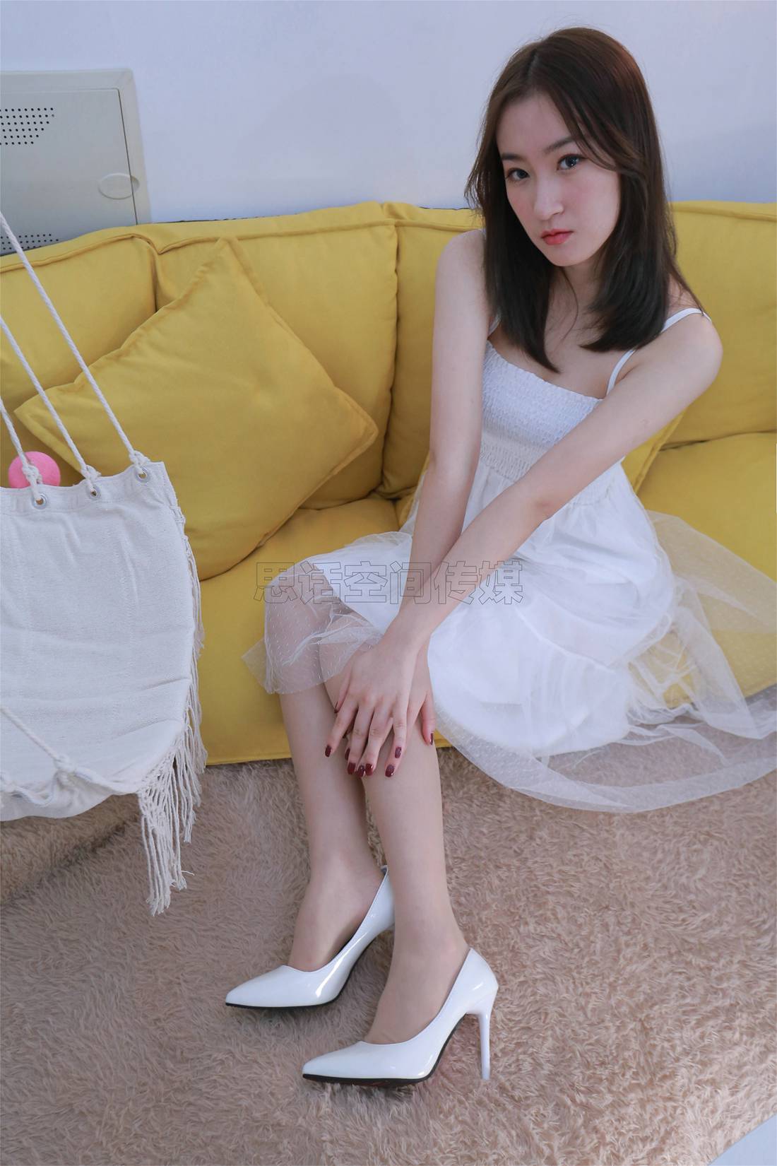 图片[2]-[SiHua思话] SH153 Reya 小白裙下的美腿 在线浏览-萌味圈