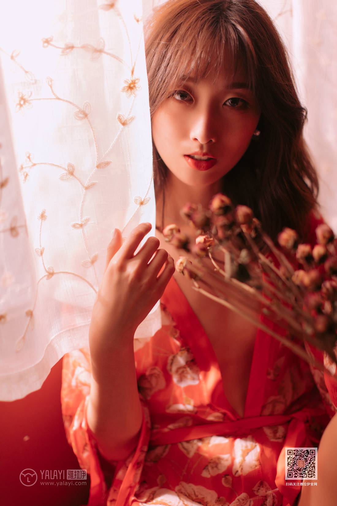 图片[2]-[YALAYI雅拉伊] 2019.11.14 Vol.459 佳佳 红妆 在线浏览-萌味圈