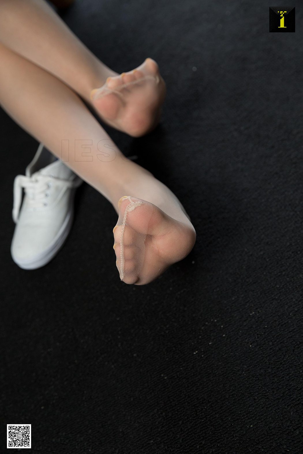 图片[2]-[IESS异思趣向] 2019.07.13 丝享家527：《JK也可以妩媚》可乐 在线浏览-萌味圈