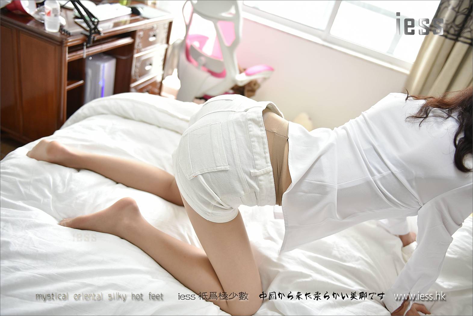 图片[2]-[IESS异思趣向] 2017.03.13 丝足便当084：丝足场景剧七《妹妹的周末》-part1晨起 在线浏览-萌味圈