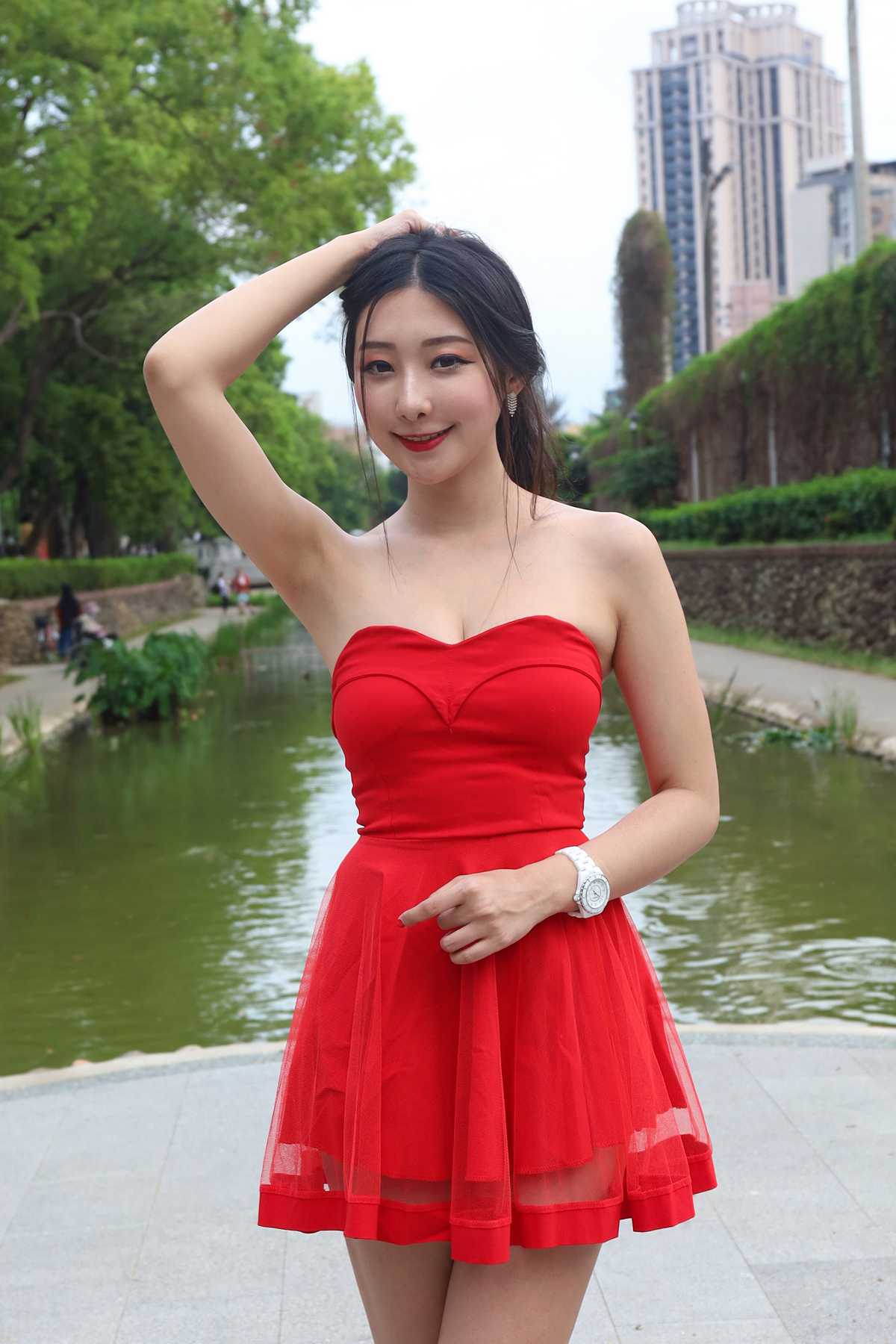 图片[2]-唯美街拍 NO.009 红色丽人-萌味圈