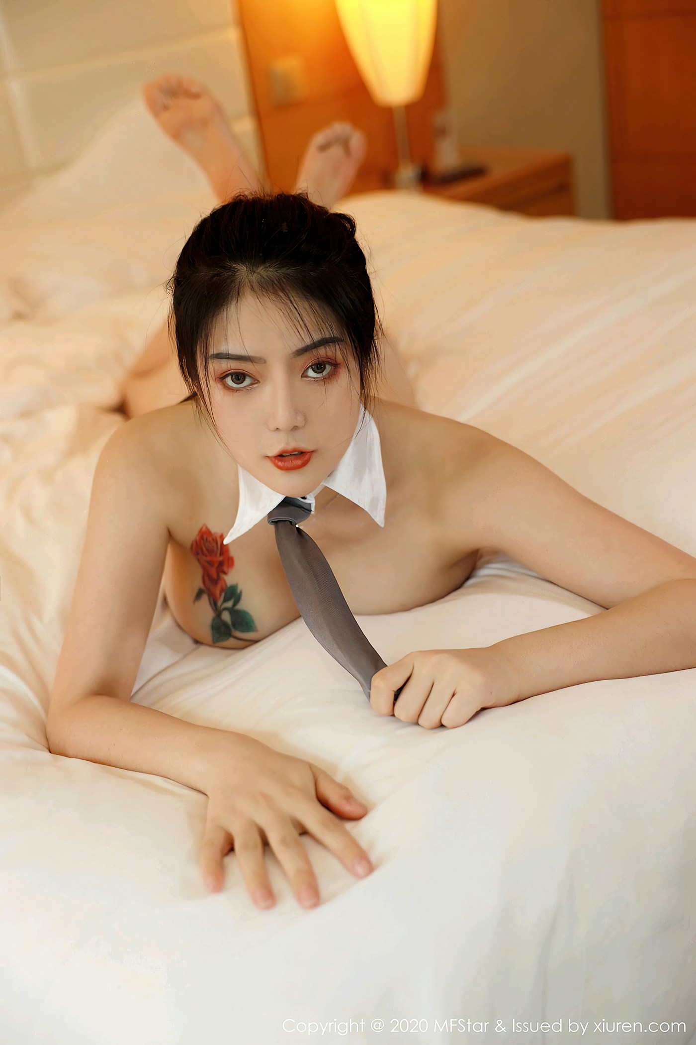 图片[2]-[MFStar模范学院]2020.08.26 VOL.376 南晓梦 [42P]-萌味圈