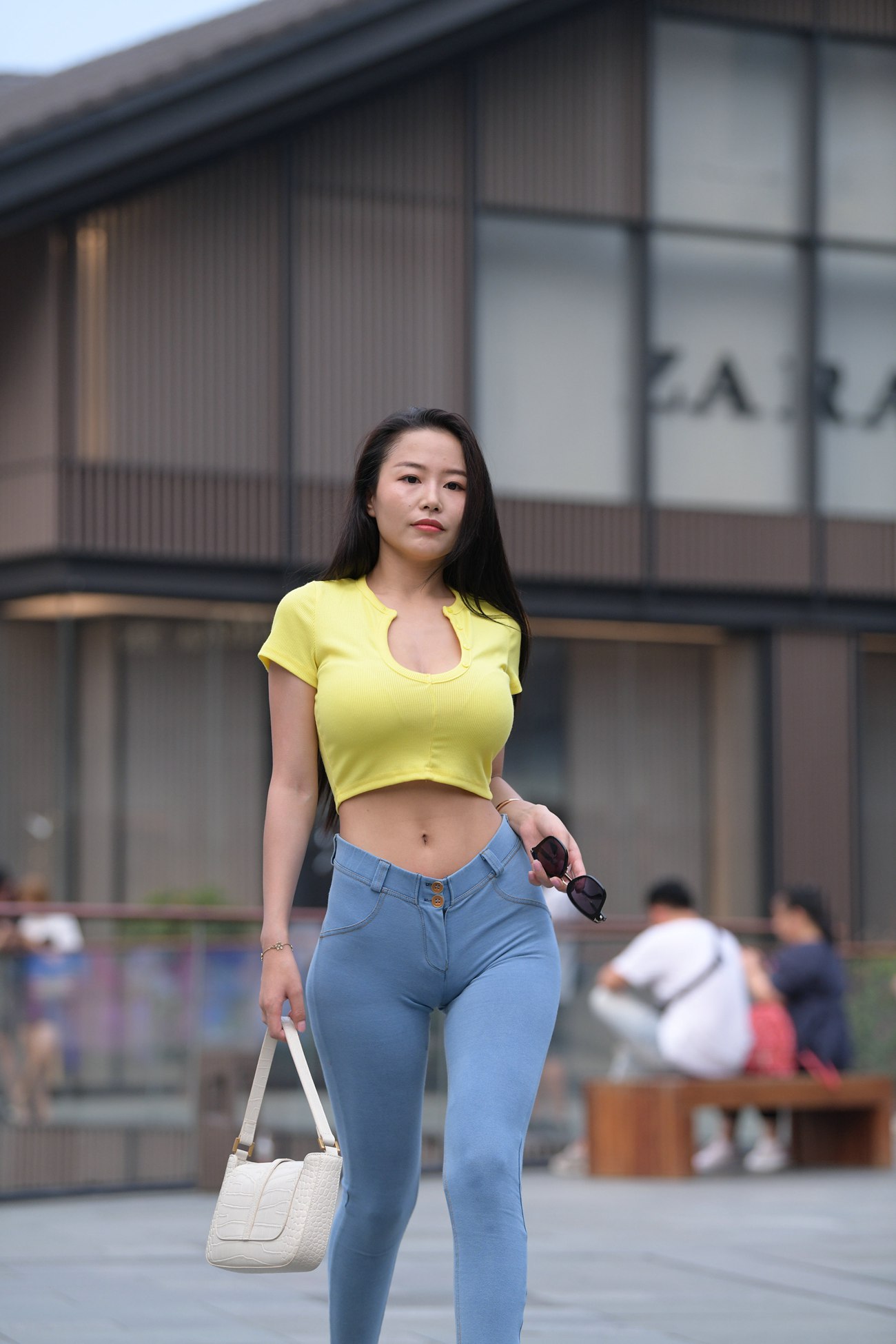 图片[2]-唯美街拍 NO.272 极品性感紧身牛仔美女 2 [86P]-萌味圈
