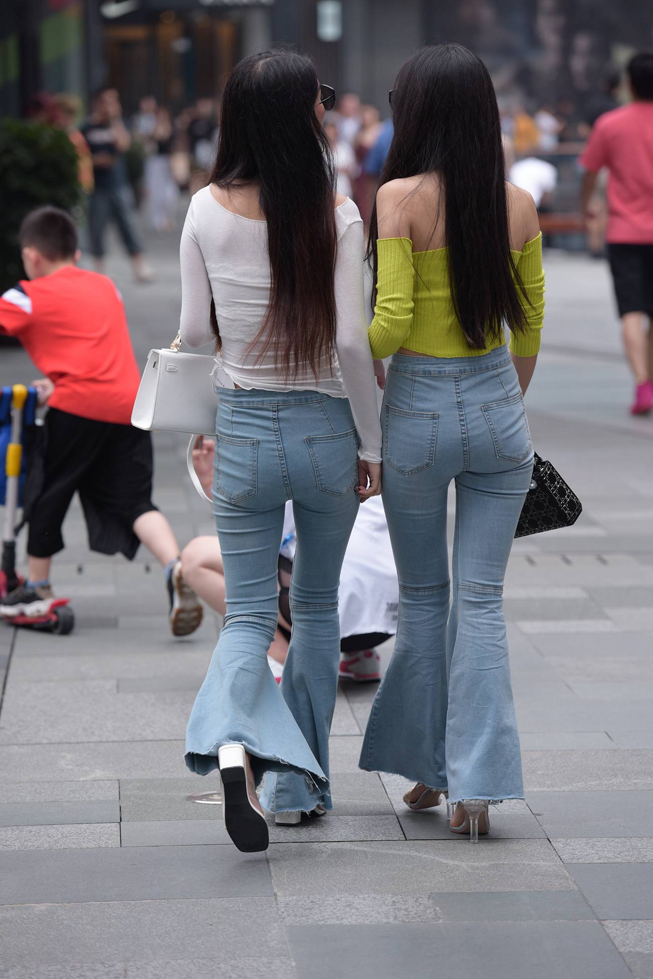 图片[2]-唯美街拍 NO.489 时尚极品牛仔裤美女（二） [21P]-萌味圈