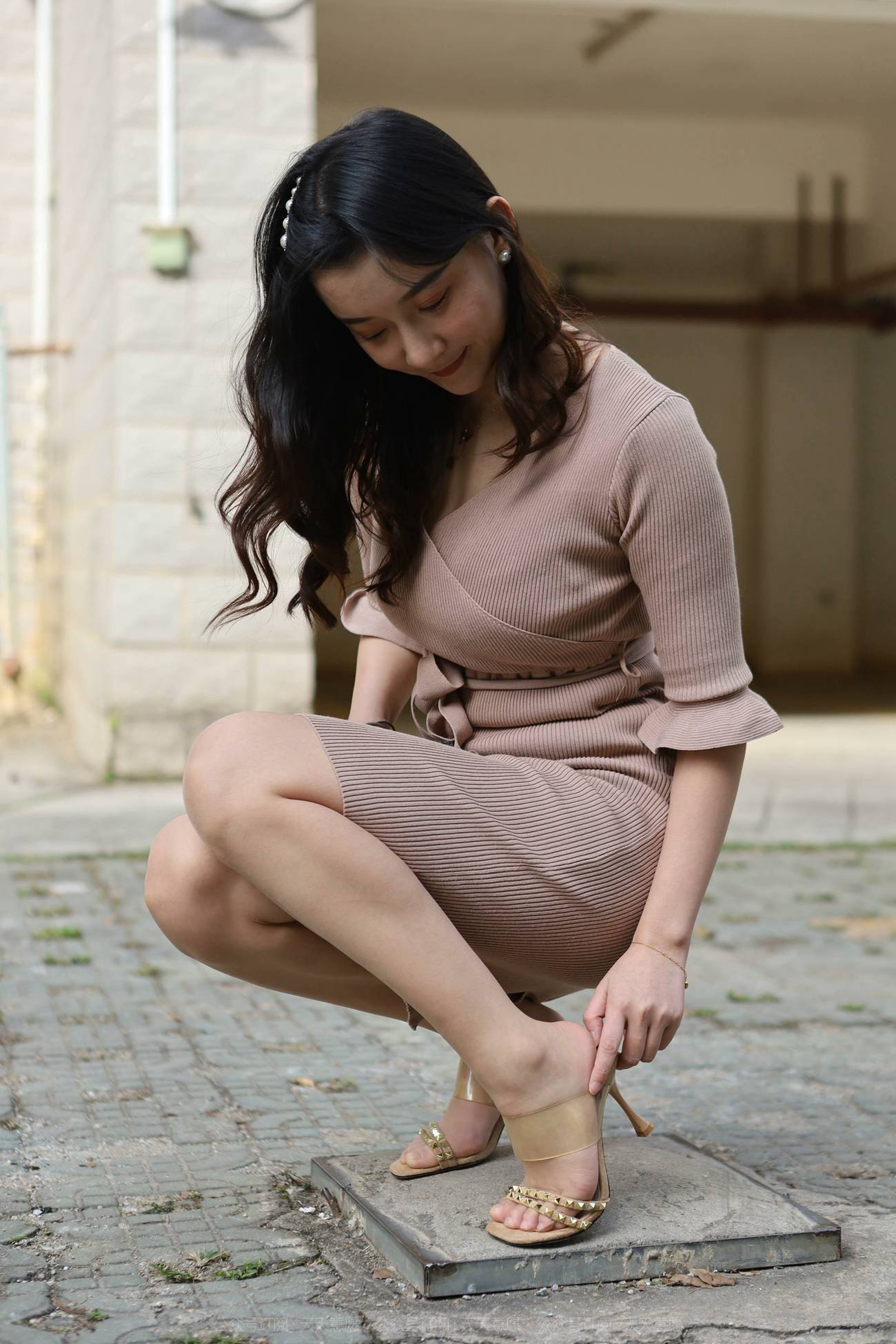图片[2]-[IESS异思趣向] 耽丝 211125 秋秋的阳光浴 [83P]-萌味圈