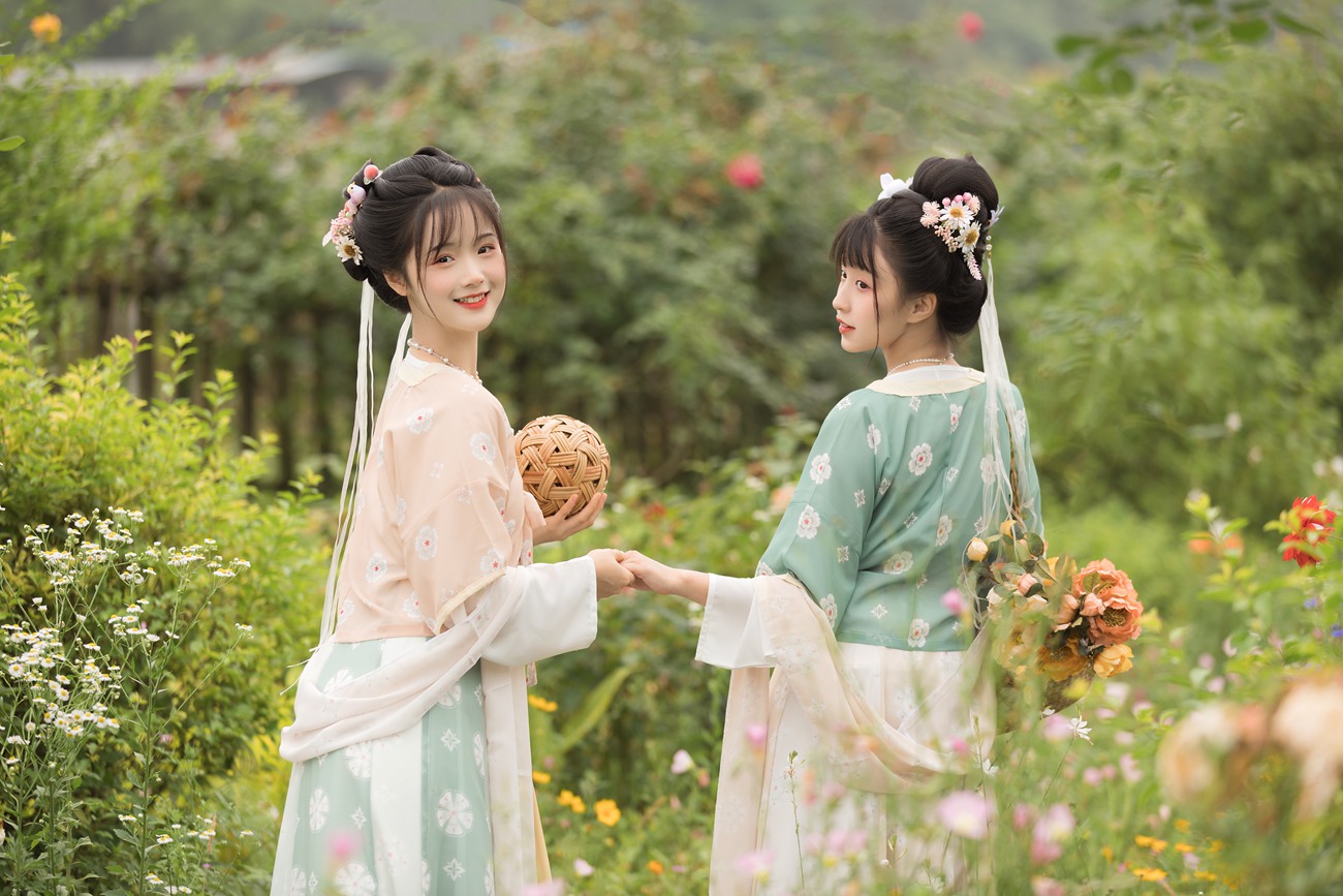 图片[2]-[YITUYU艺图语] 2021.08.21 春日宴 miki小包子 [23P]-萌味圈