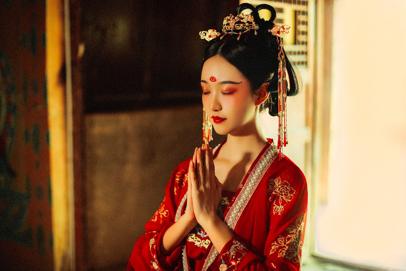 图片[2]-[YITUYU艺图语] 2021.08.23 梦千年 沧霁桔梗 [28P]-萌味圈