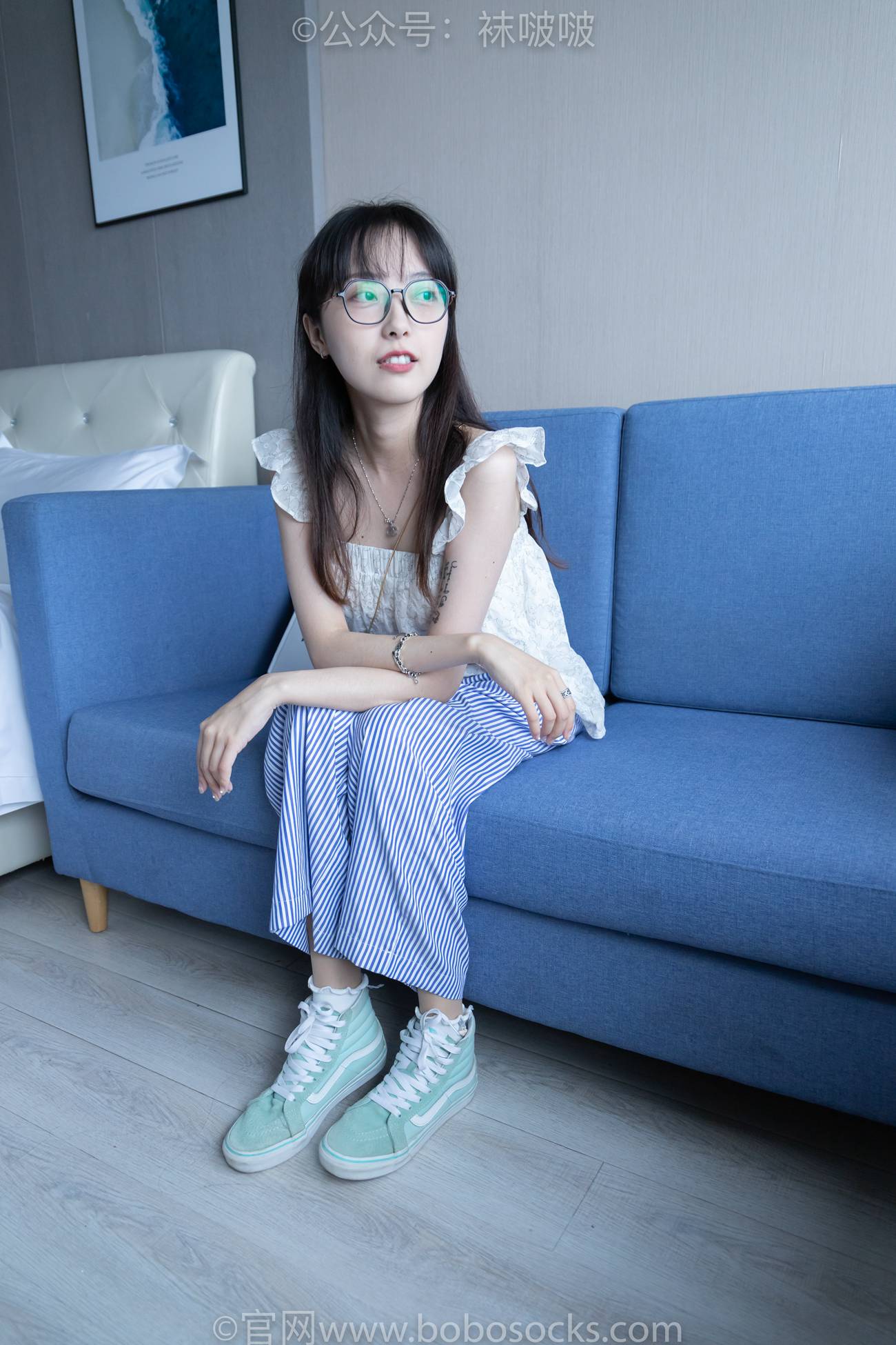 图片[2]-[BoBoSocks袜啵啵]NO.027 稚予- vans、白色棉袜、肉丝[136P]-萌味圈