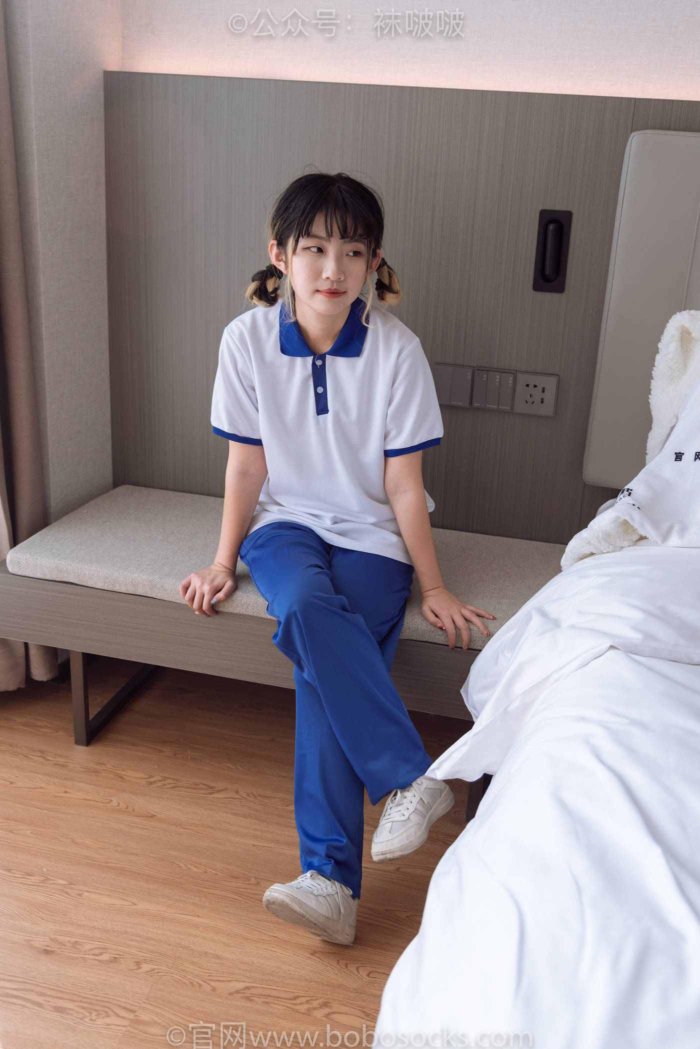 图片[2]-[BoBoSocks袜啵啵]NO.042 砂糖-校服、板鞋、白棉袜、油亮白丝[139P]-萌味圈