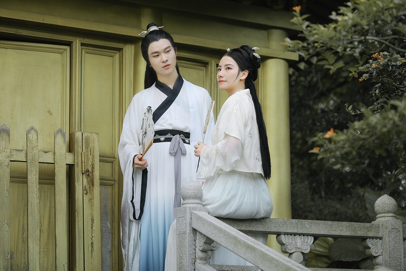 图片[2]-[YITUYU艺图语] 2021.09.02 花月下 小星 [22P]-萌味圈
