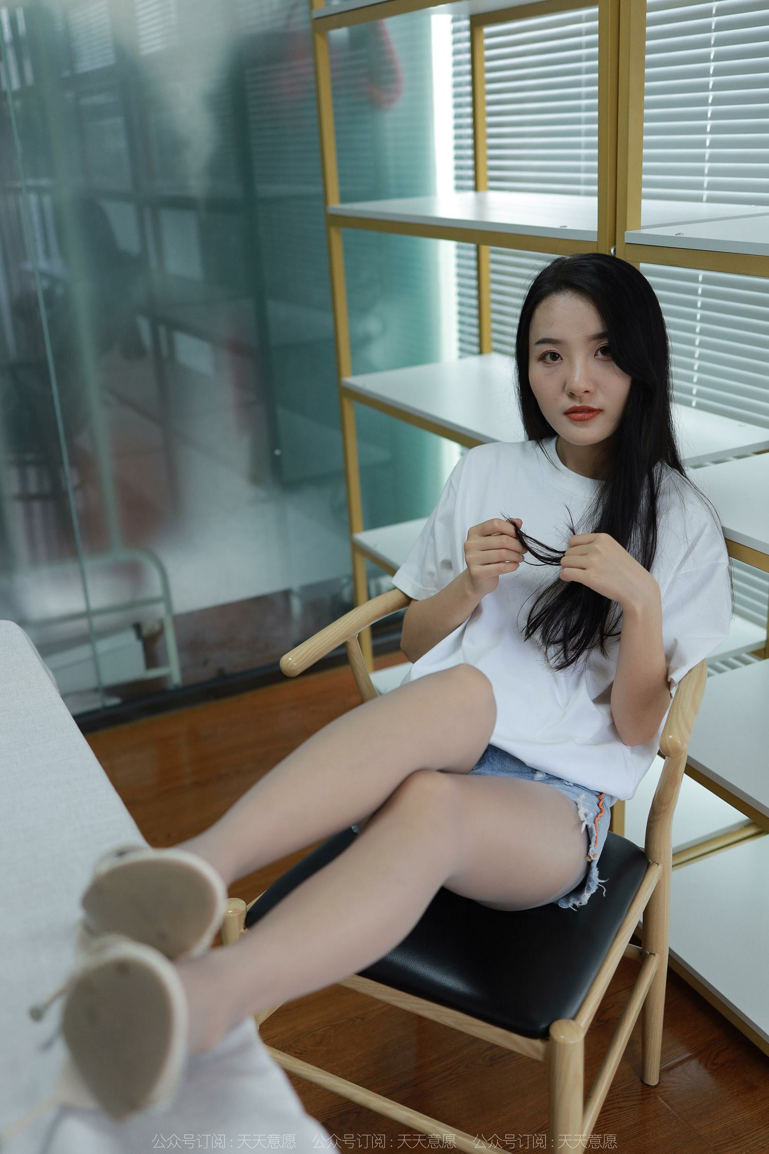 图片[2]-[IESS异思趣向] 耽丝 220627婉萍 [82P]-萌味圈