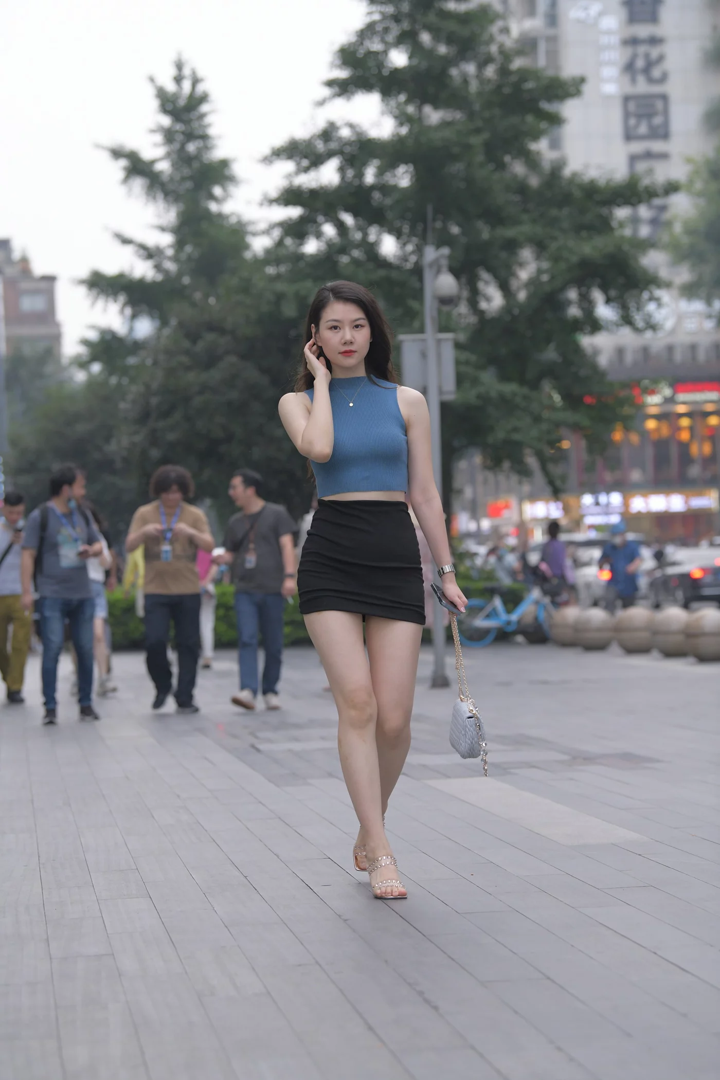 图片[2]-唯美街拍 NO.919 包臀群美女（二） [83P]-萌味圈