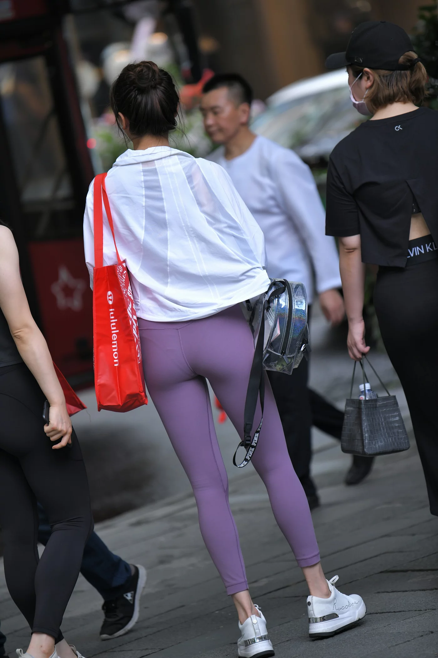 图片[2]-唯美街拍 NO.953 练瑜伽的紧身裤美女 [49P]-萌味圈