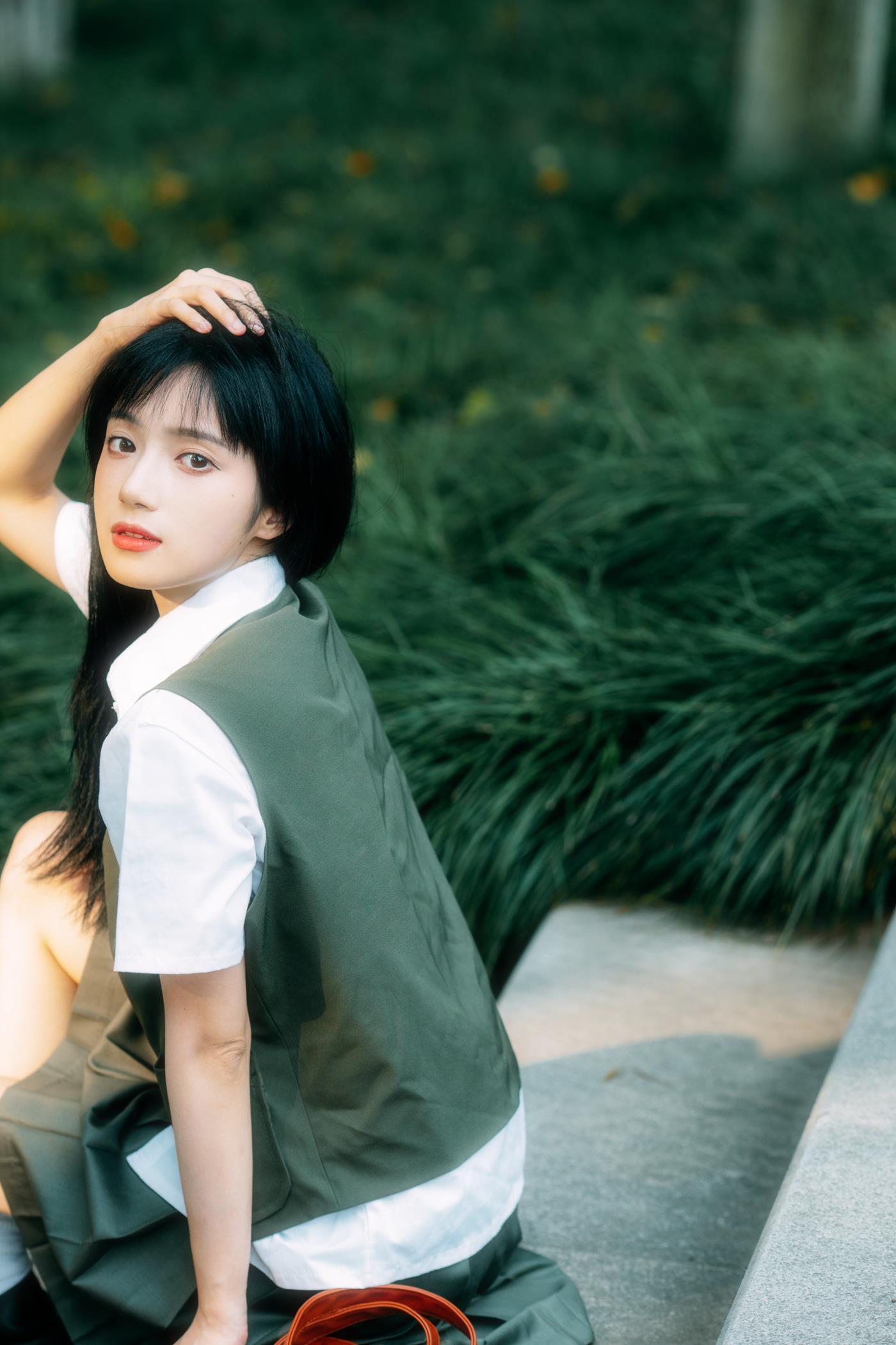 图片[2]-[YITUYU艺图语] 2021.11.26 绿色心情 月半了吧 [25P]-萌味圈