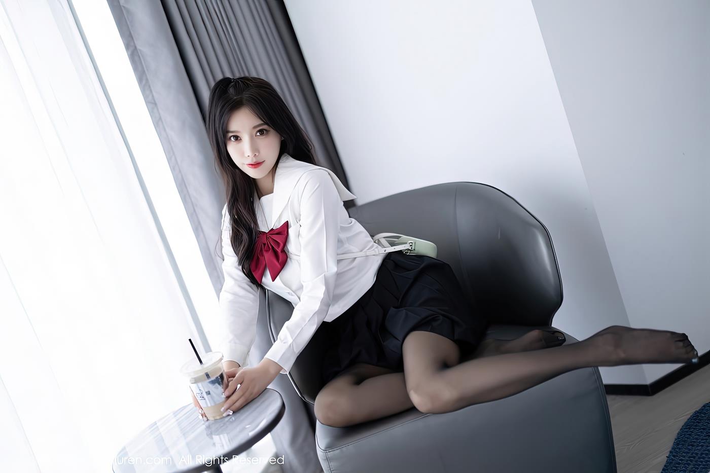 图片[2]-[Xiuren秀人网]2022.11.08 NO.5823 杨晨晨Yome[42+1P]-萌味圈