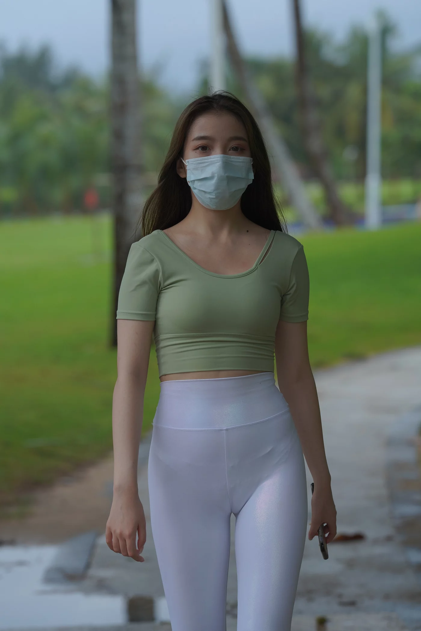 图片[2]-唯美街拍 NO.1069  白色紧身瑜伽裤美女 (5) [65P]-萌味圈