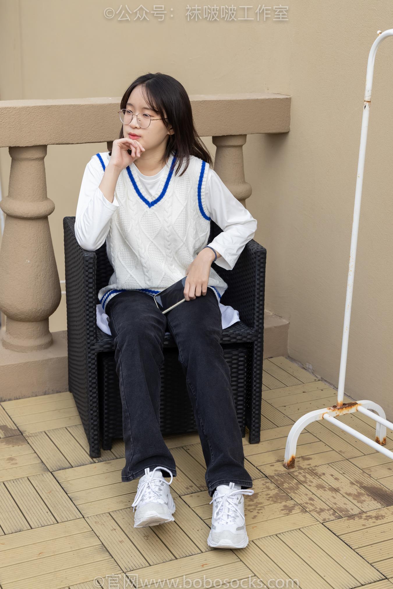 图片[2]-[BoBoSocks袜啵啵]积分限定作品 NO.007 熊熊-运动鞋、白棉袜、裸足[134P]-萌味圈