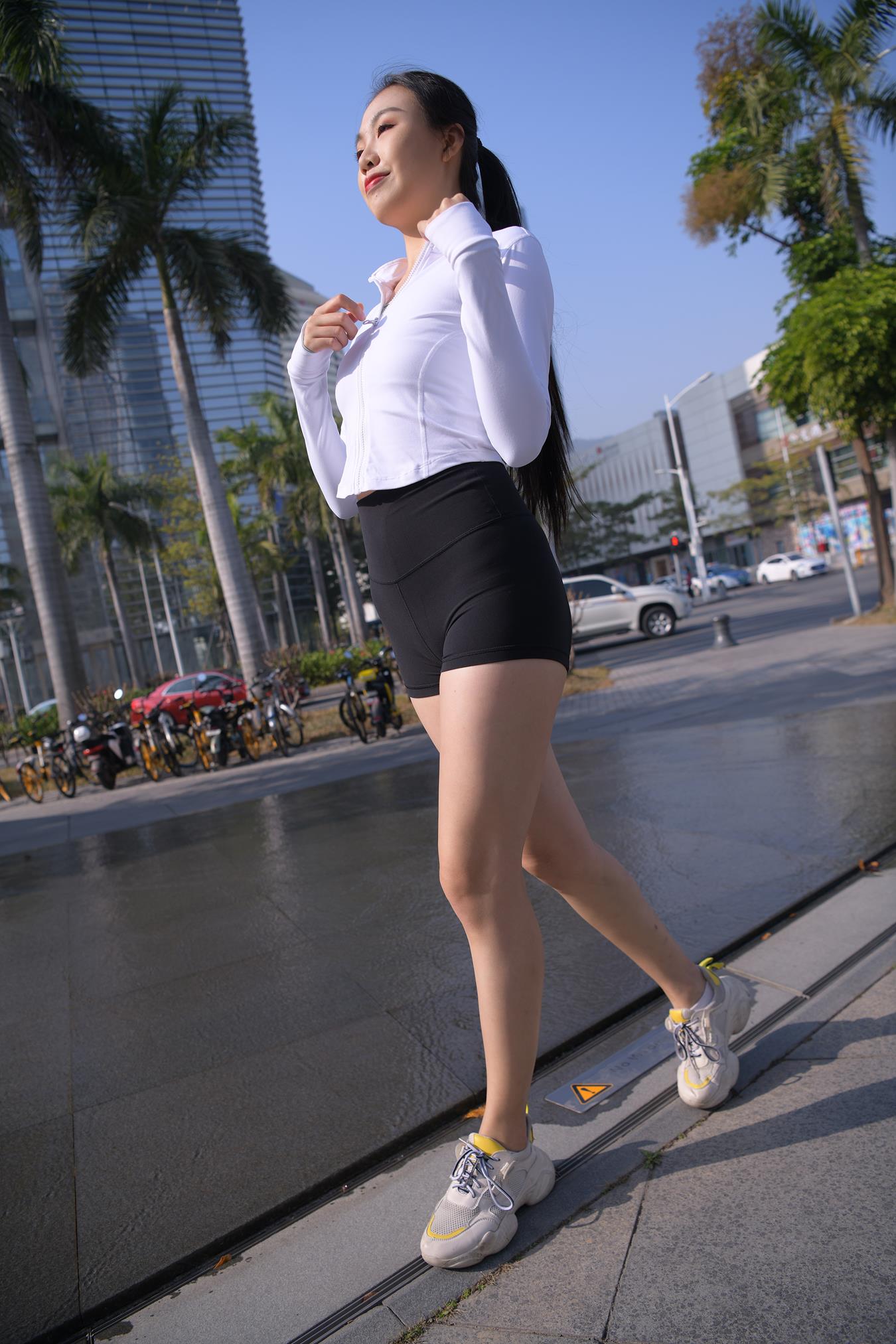 图片[2]-唯美街拍 NO.1083 冬日里的一缕阳光[97P]-萌味圈