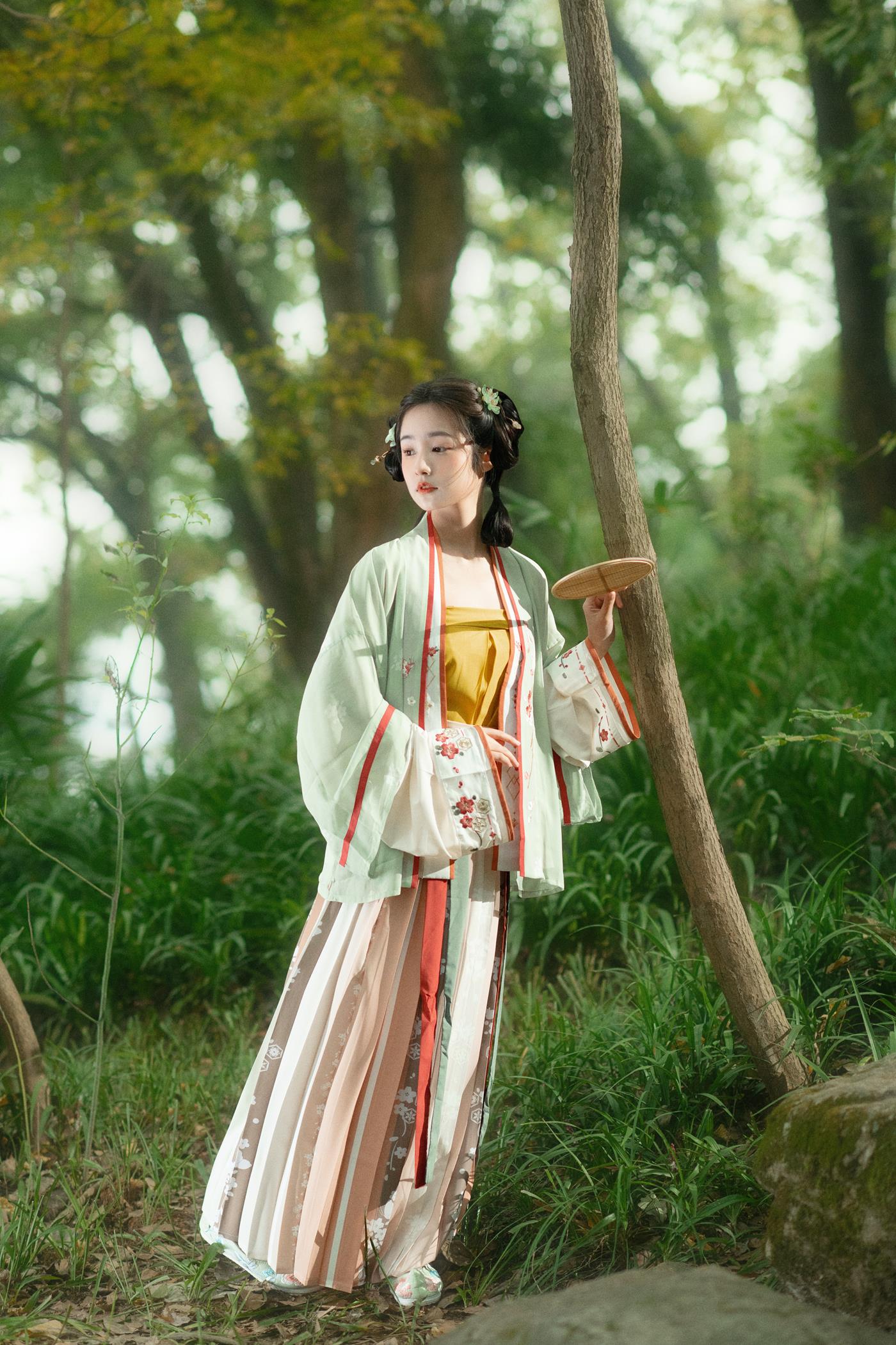 图片[2]-[YITUYU艺图语] 2022.02.15 初夏 珂珂 [22P]-萌味圈