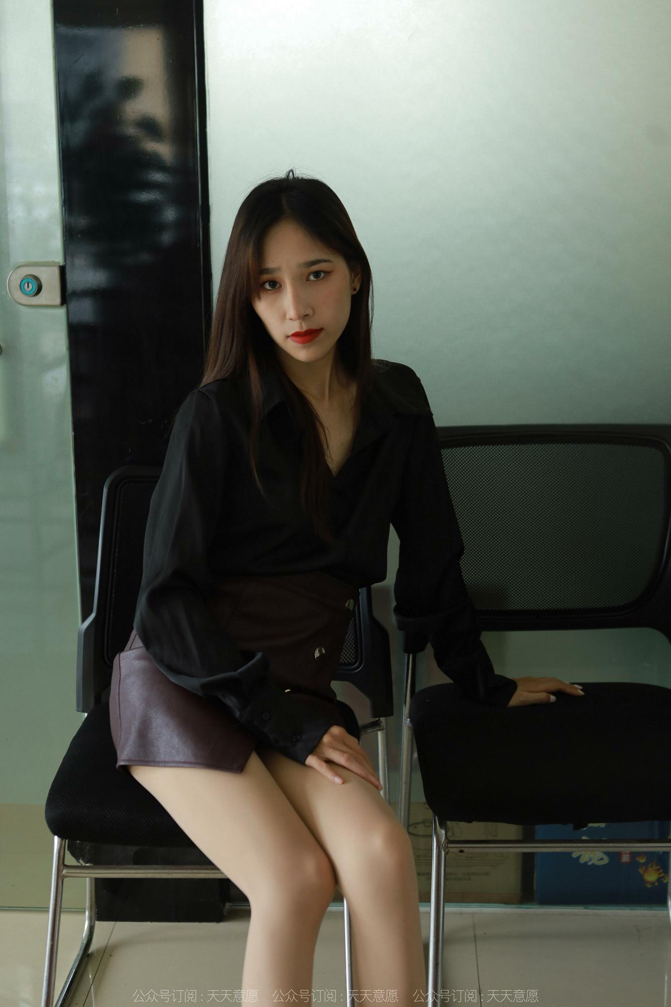 图片[2]-[IESS异思趣向] 2022.07.29 丝享家1162：美子《办公室的温情》[87P]-萌味圈