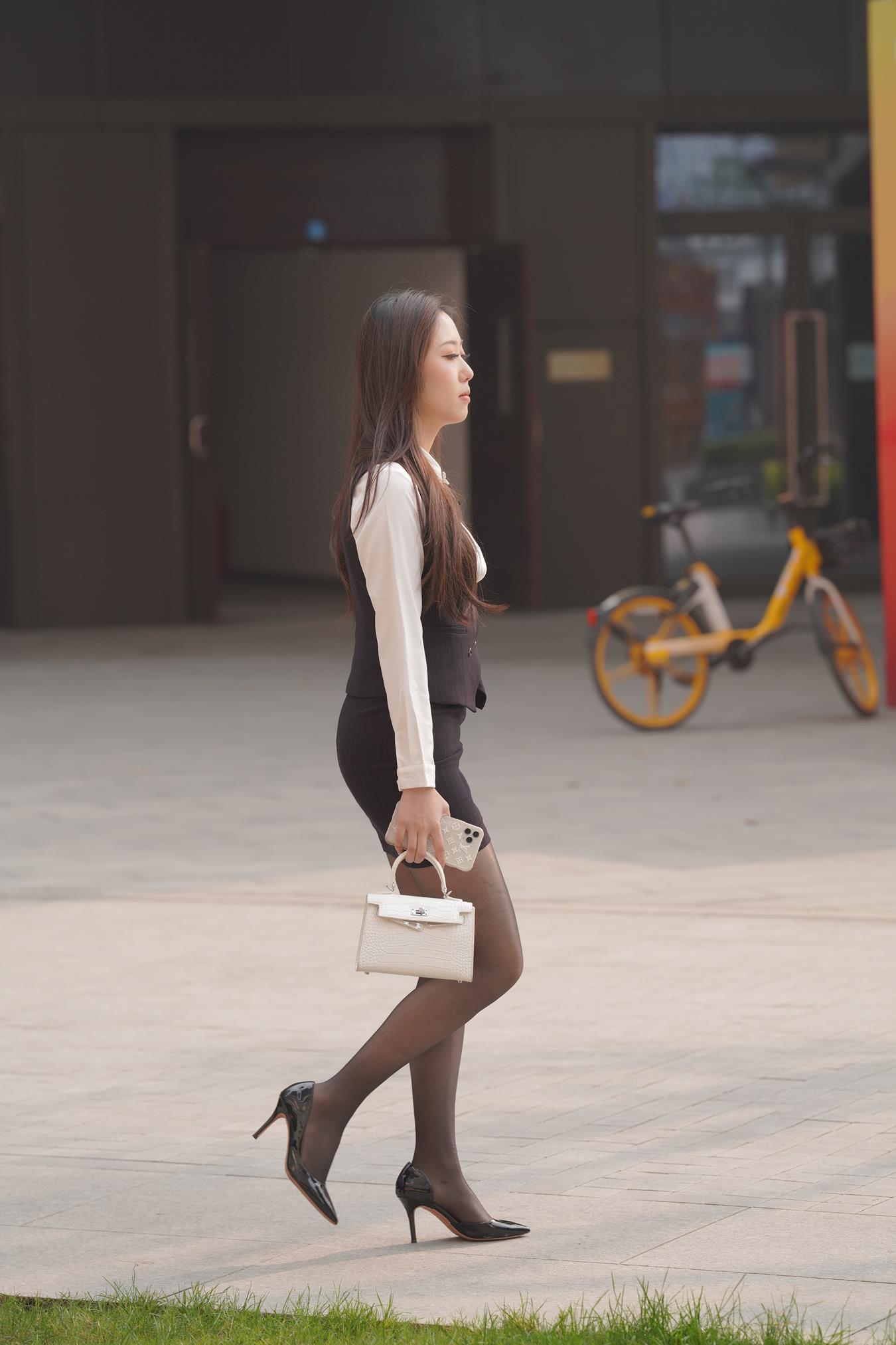 图片[2]-唯美街拍 NO.1220 牛男街拍 和漂亮女职员的下午茶时光 （1）[84P]-萌味圈
