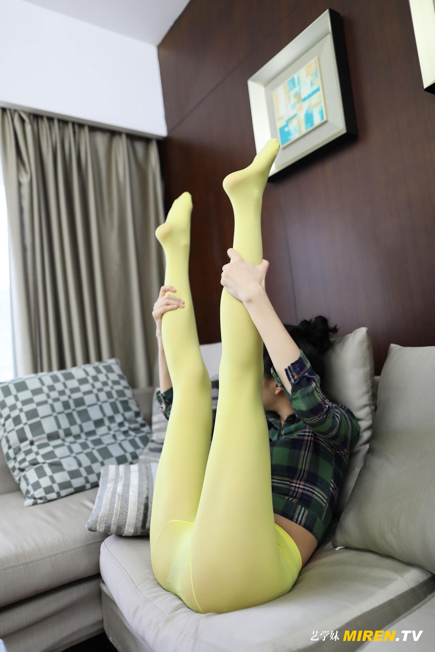 图片[2]-[ROSI艺学妹]2020.03.13 NO.096[32+1P]-萌味圈