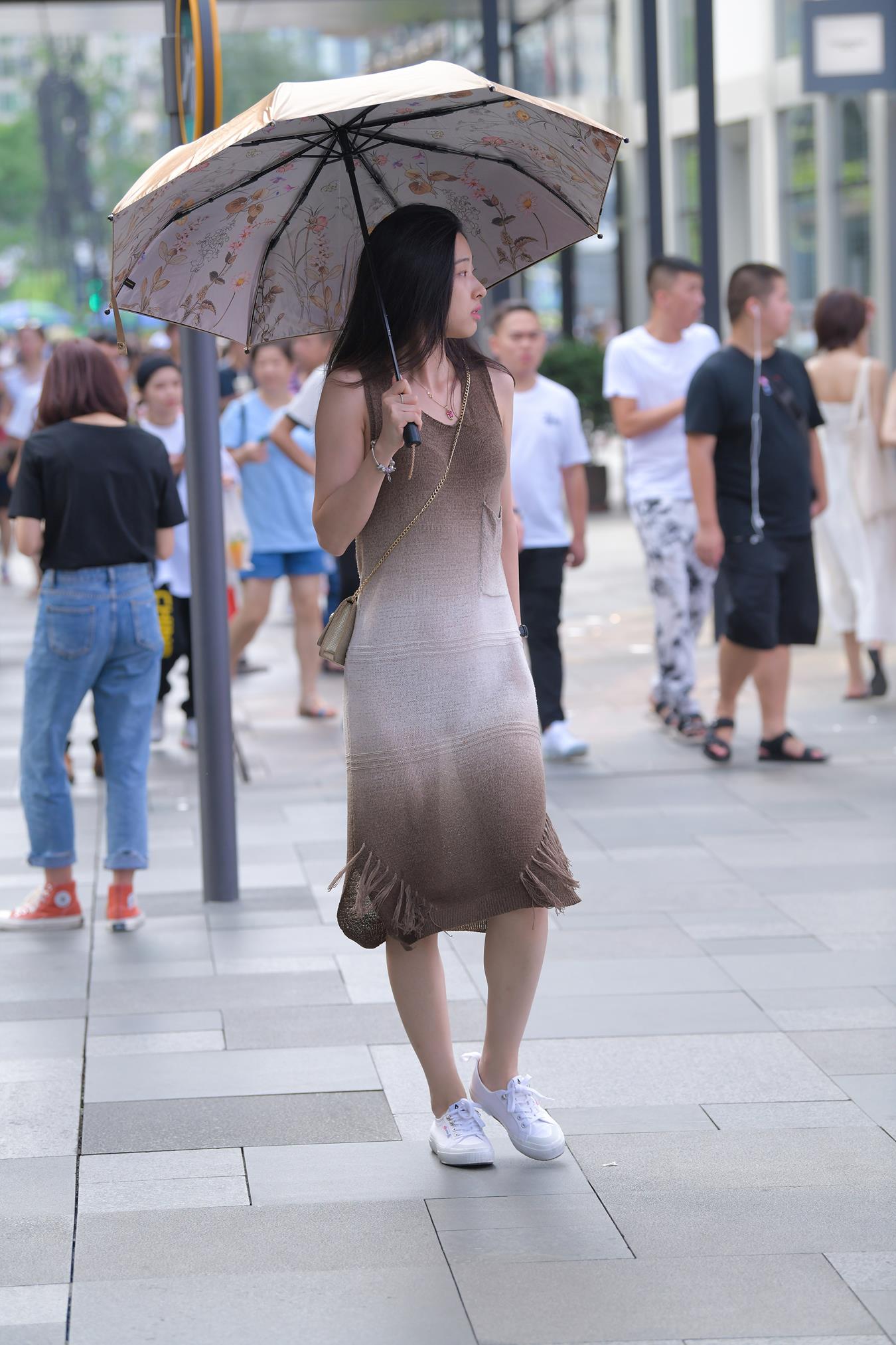 图片[2]-唯美街拍 NO.1279 视觉冲击街拍作品 – 这朦胧美~[52P]-萌味圈