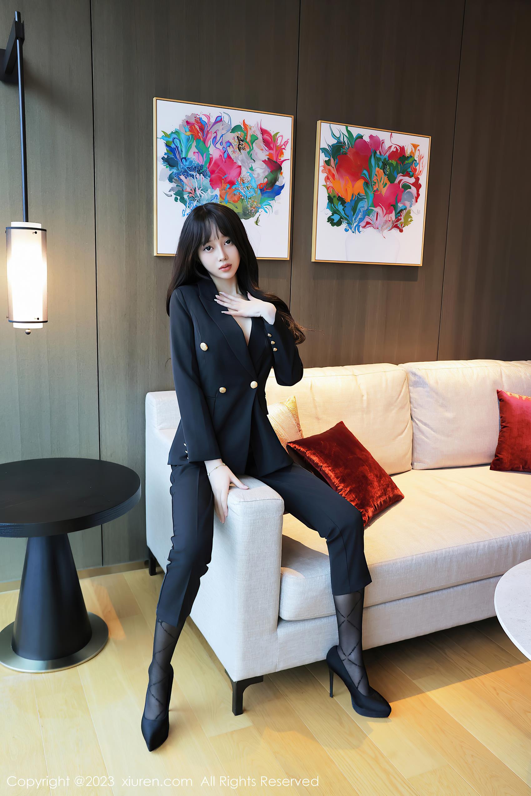 图片[2]-[Xiuren秀人网]2023.10.13 NO.7502 玥儿玥er[44+1P]-萌味圈