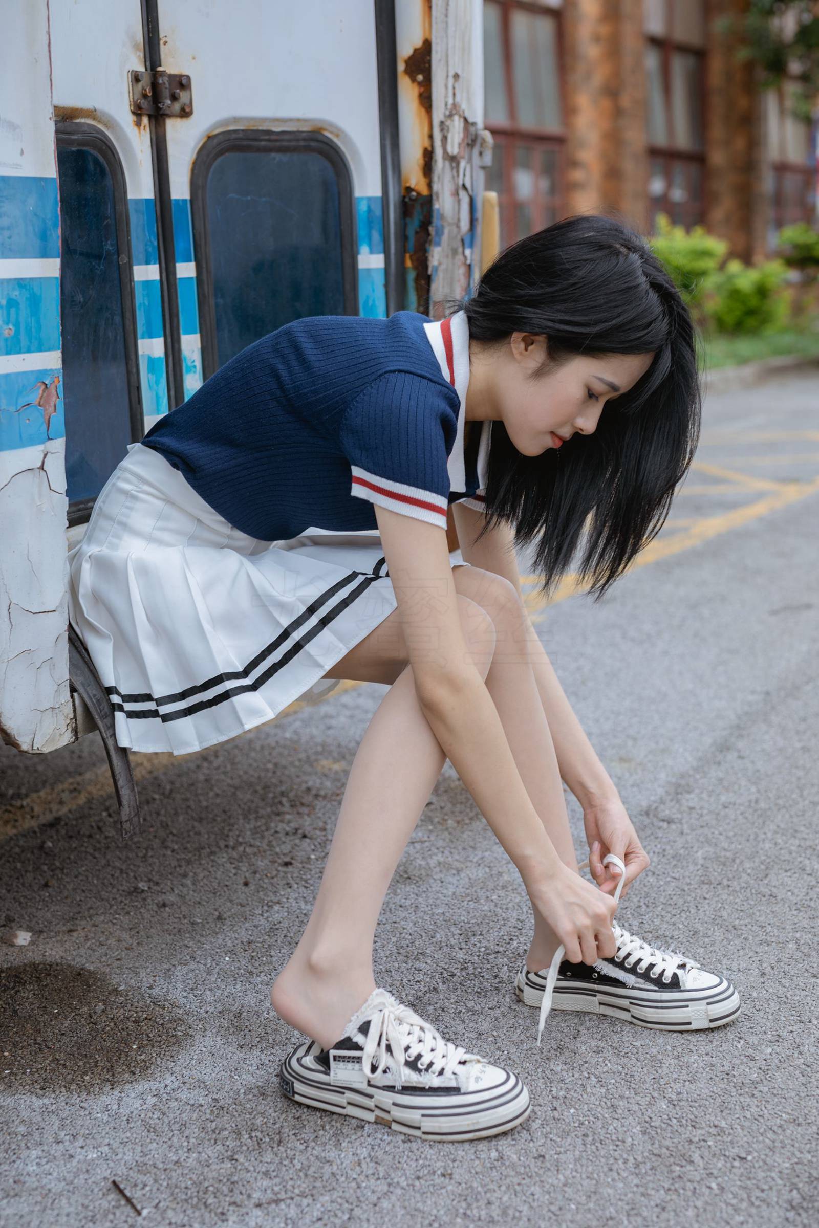 图片[2]-尤蜜丝 穿搭推广展示图集 绝对领域[51P]-萌味圈