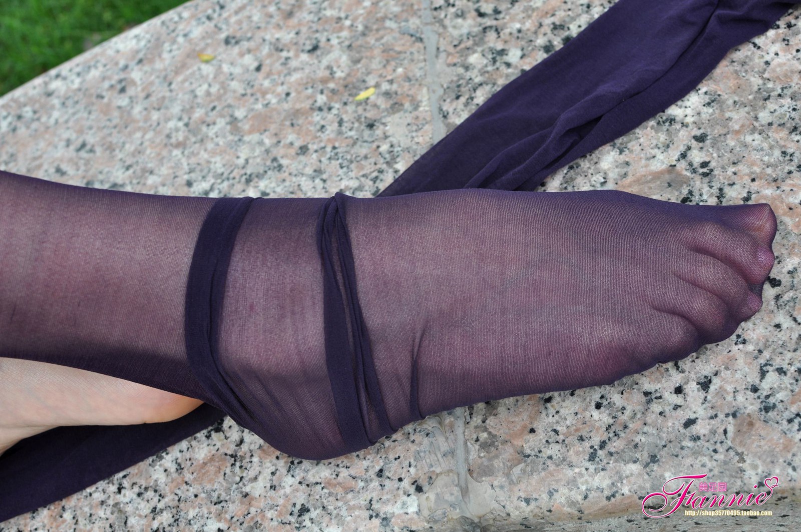 图片[2]-Fannie芬妮每足园 No.430 丝魅 彩丝 紫色[55P]-萌味圈