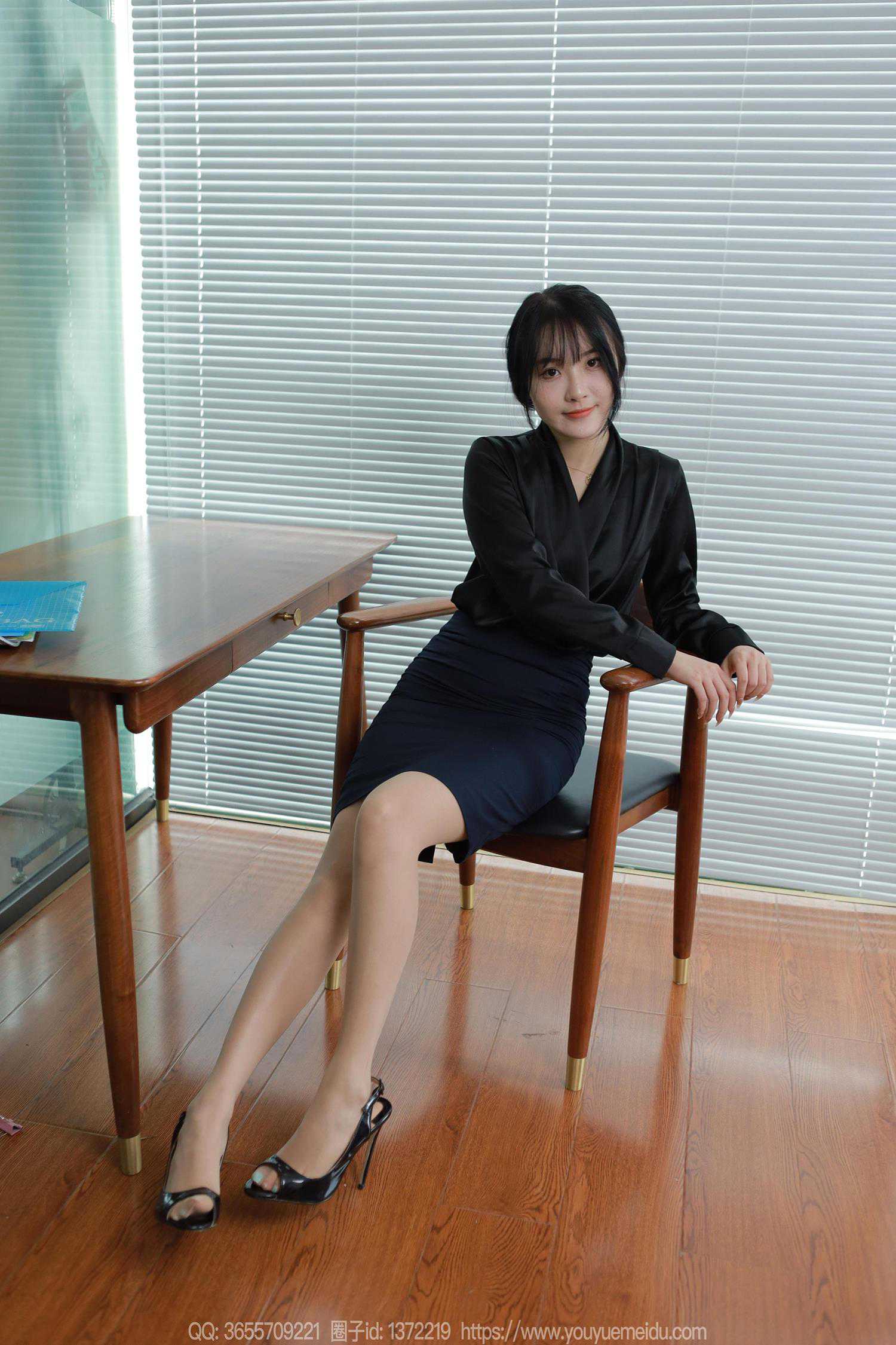 图片[2]-[IESS异思趣向] 2024.07.19 丝享家1798：婉萍《黑色衬衣》[88P]-萌味圈