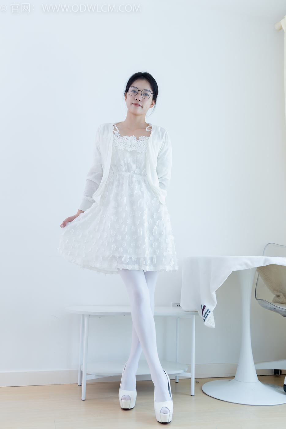 图片[2]-物恋传媒 NO.2094 茯苓-世界失色[150P]-萌味圈