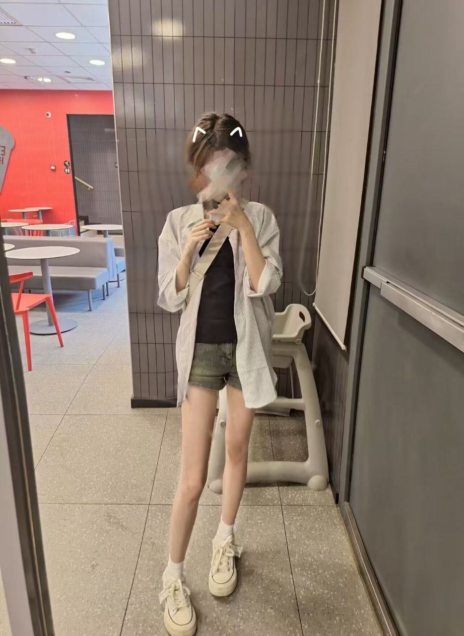 图片[2]-脚模面试脸足同框套路系列-037-39号-小姐姐[10P]-萌味圈