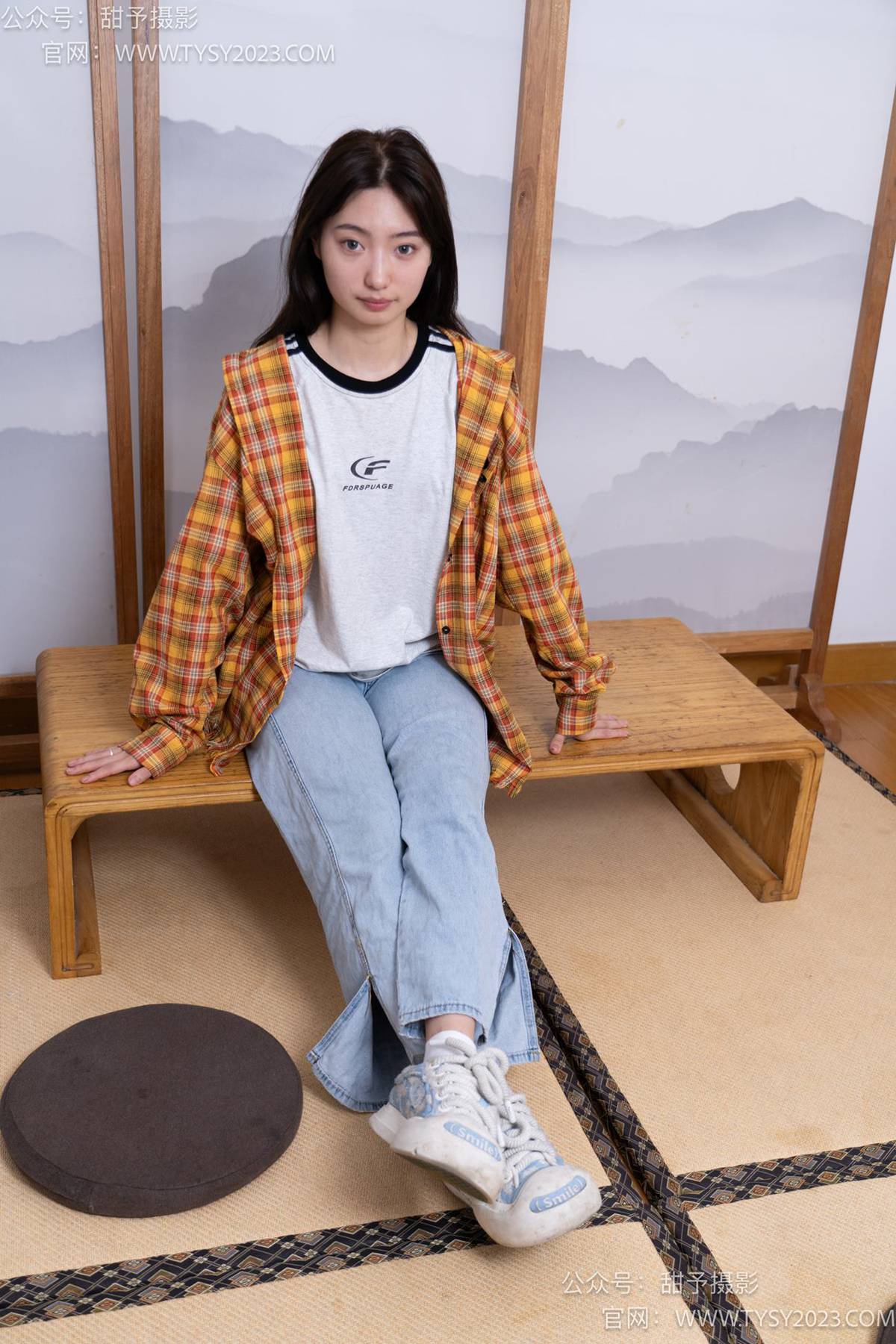 图片[2]-甜予摄影 NO.078期：雪梨-帆布鞋、白棉袜、裸足（完整版）[140P]-萌味圈
