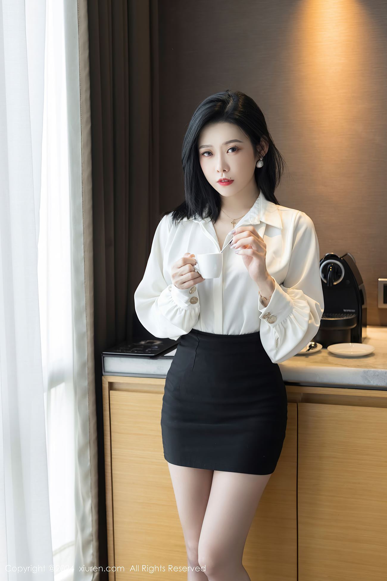 图片[2]-[Xiuren秀人网]2024.10.23 NO.9329 luvian本能[20+1P]-萌味圈