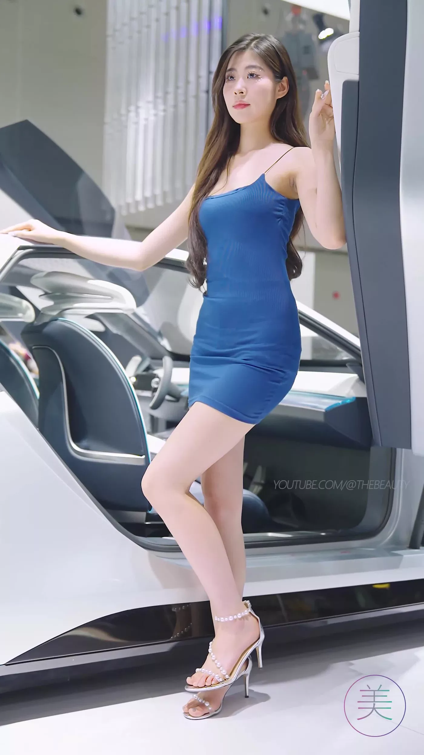 图片[2]-NO.0455 2023 广州车展 Racing Model 车模抖音网红随拍03[20P]-萌味圈