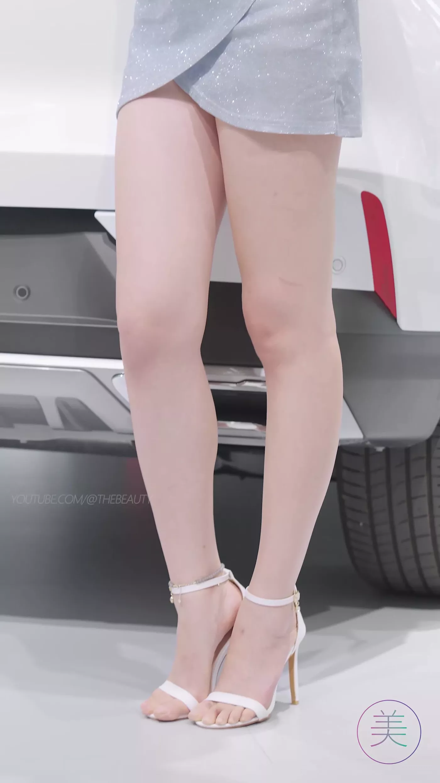 图片[2]-NO.0479 2023 广州车展 Racing Model 车模抖音网红随拍27[20P]-萌味圈