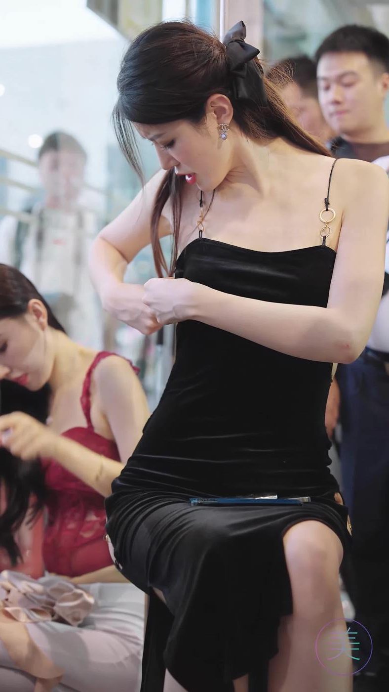 图片[2]-NO.0800 2023 东莞AIT改装车展 Auto Salon Racing Model 77[20P]-萌味圈