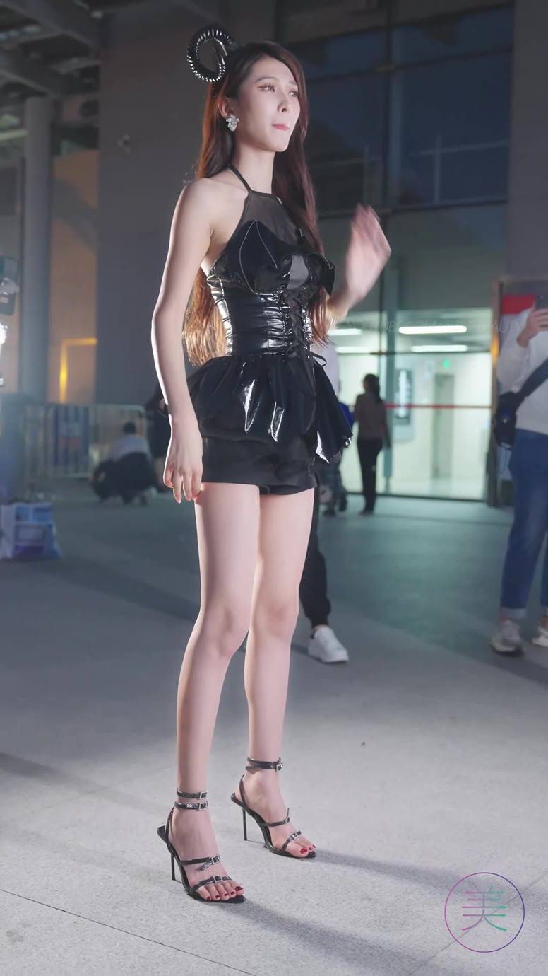 图片[2]-NO.0867 2023 广州车展 Racing Model 车模抖音网红随拍89[20P]-萌味圈