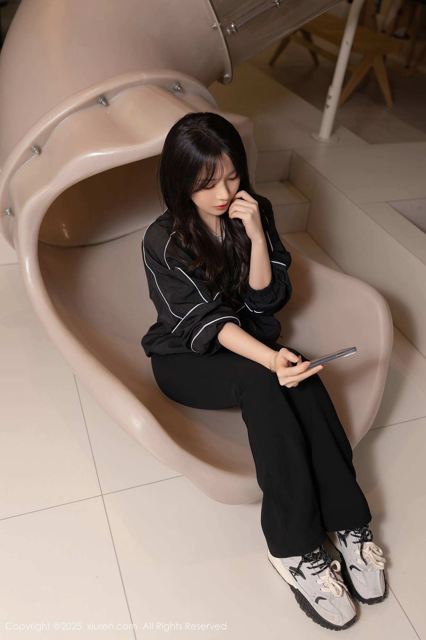 图片[2]-[Xiuren秀人网]2025.04.03 NO.10112 鱼子酱Fish[13+1P]-萌味圈