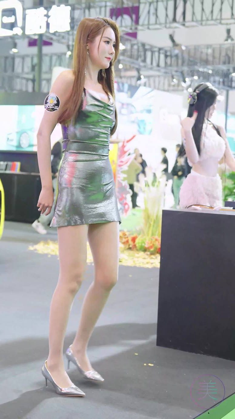 图片[2]-NO.0889 2024 深圳改装车展 Auto Salon 车模抖音网红随拍 06[20P]-萌味圈