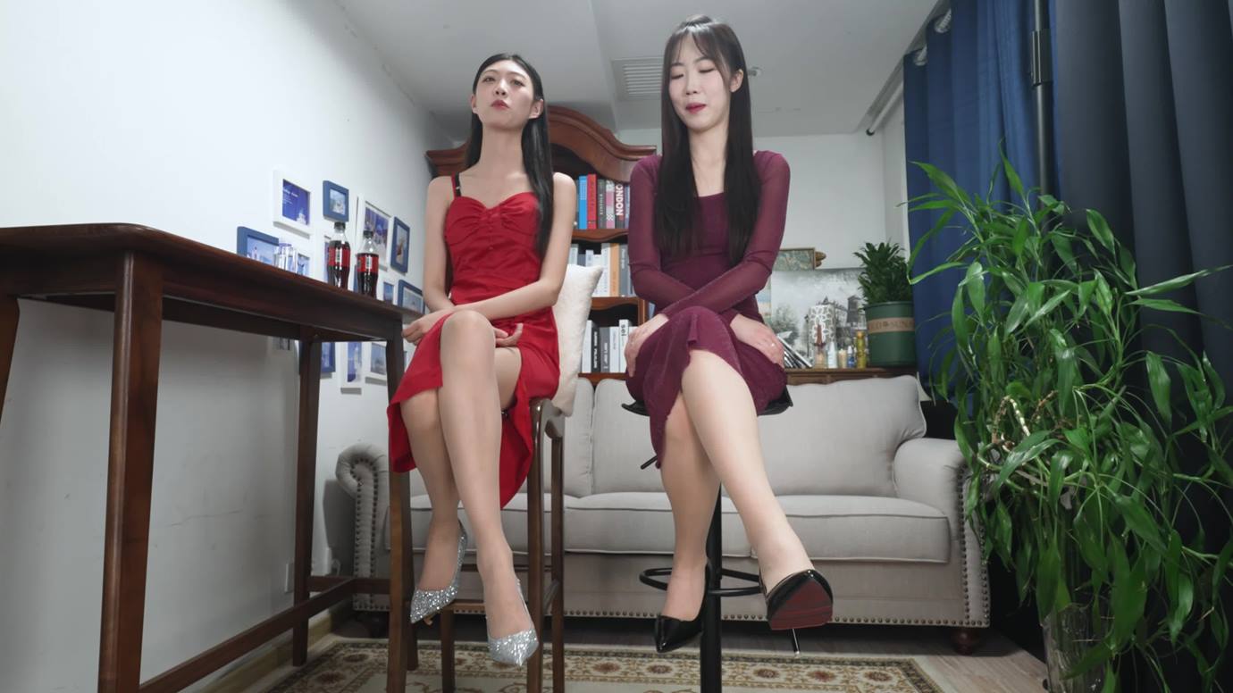 图片[2]-Lanlan&Xiaoying-姐妹花包臀裙肉丝高跟挑鞋 [20P]-萌味圈