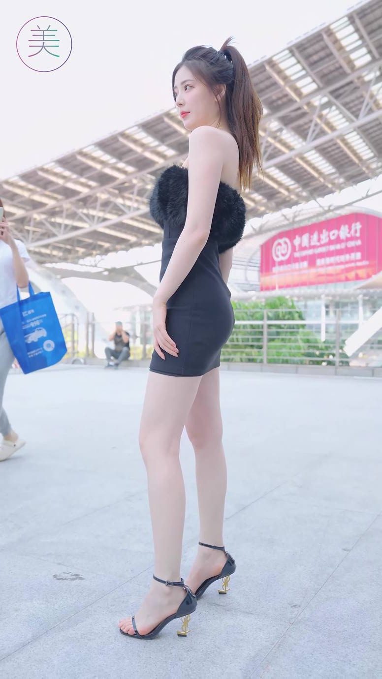 图片[2]-NO.0906 2023 广州车展 Racing Model 车模抖音网红随拍106[20P]-萌味圈